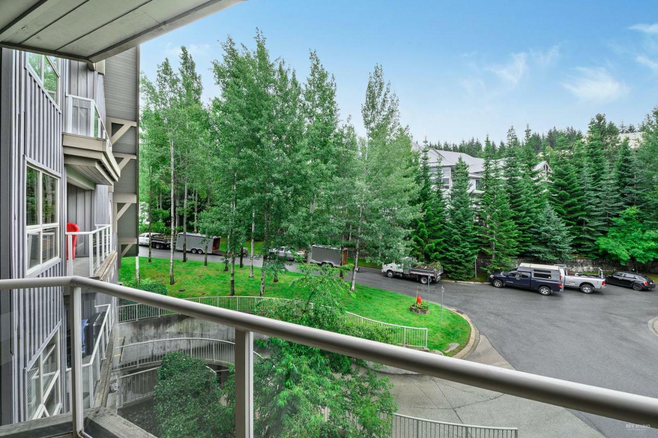 The Best Ski-In/Ski-Out At The Aspens Whistler Esterno foto